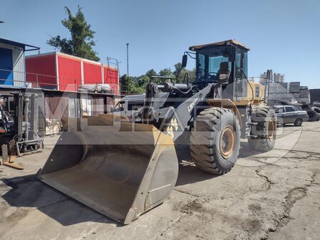 Сервисная инспекция фронтального погрузчика XCMG LW550RU - 1